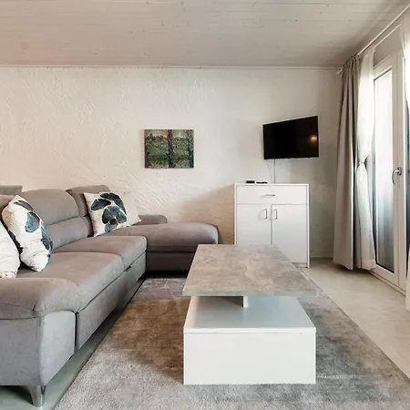 Casa Tra Le Vigne By Quokka 360 - Flat With Magnificent Vineyard View Lejlighed Giubiasco