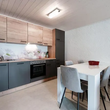 Lejlighed Casa Tra Le Vigne By Quokka 360 - Flat With Magnificent Vineyard View Giubiasco